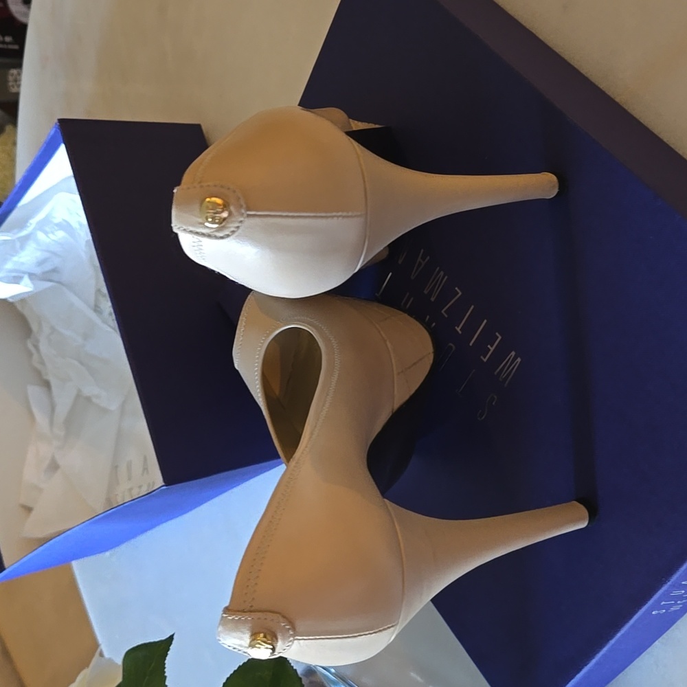 Stuart Weitzman Heels - Picture 6 of 12